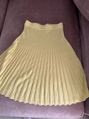NIC+ZOE Pleated Knit Skirt Soft Yellow A-Line Midi Elastic Waist Size M
